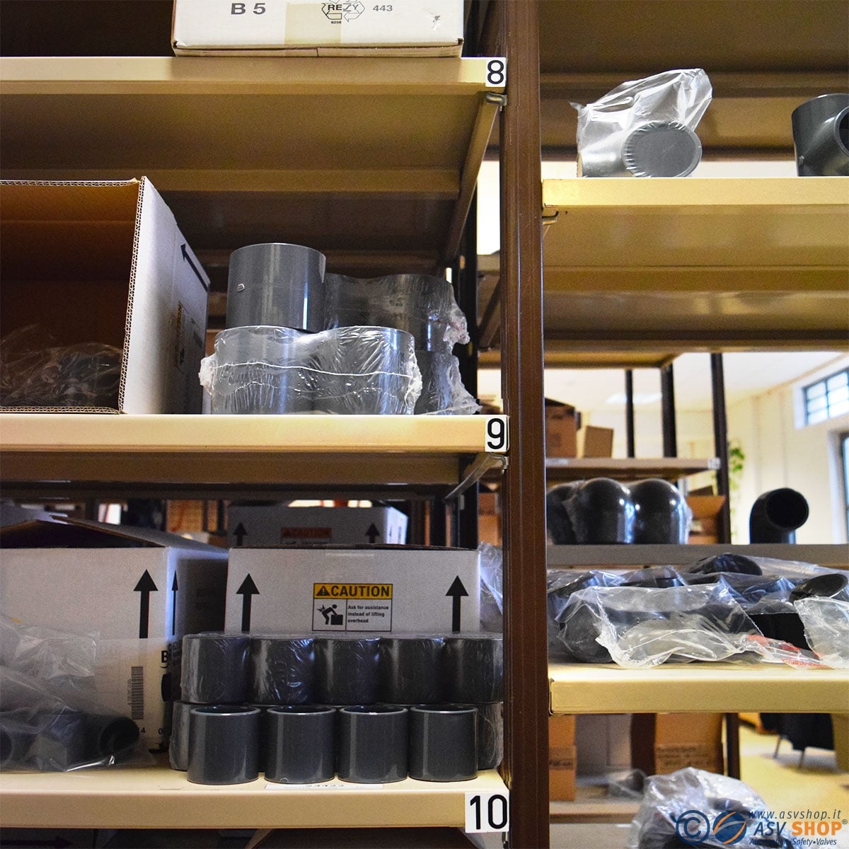 Lettere da 25 mm applicate in magazzino