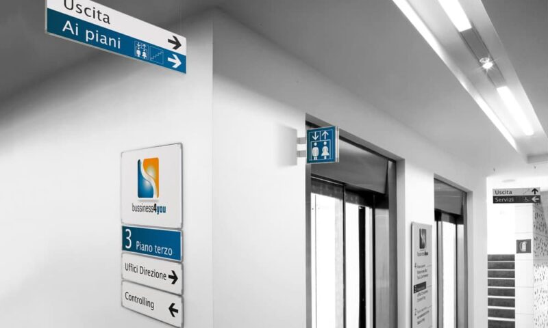 Segnaletica hotel ospedali uffici Segnaletica hotel ospedali uffici