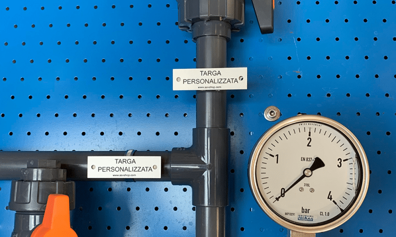 targhette identificazione fissate con supporto Stell brevettato etichette per tubazioni - portaetichetta con fascetta